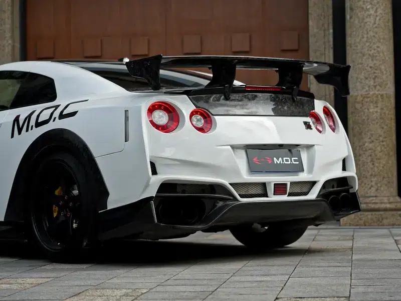 2012 Nissan GT-R 3.8T Premium Edition — миниатюра 18