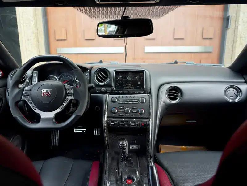2012 Nissan GT-R 3.8T Premium Edition — миниатюра 19
