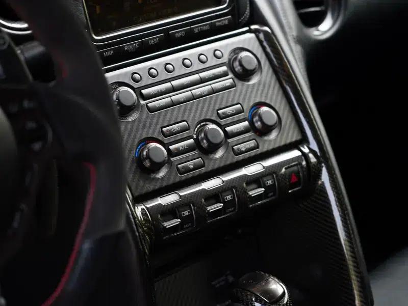 2012 Nissan GT-R 3.8T Premium Edition — миниатюра 25