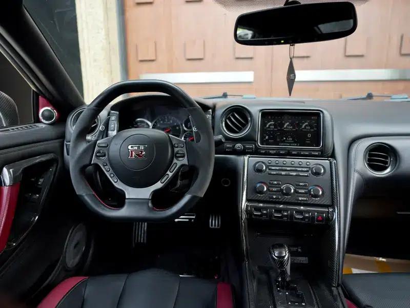 2012 Nissan GT-R 3.8T Premium Edition — миниатюра 26
