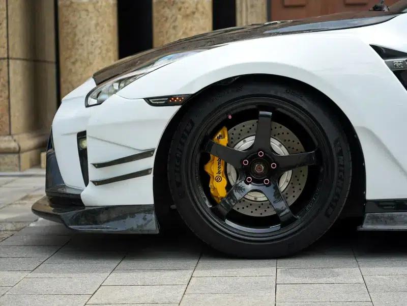 2012 Nissan GT-R 3.8T Premium Edition — миниатюра 7