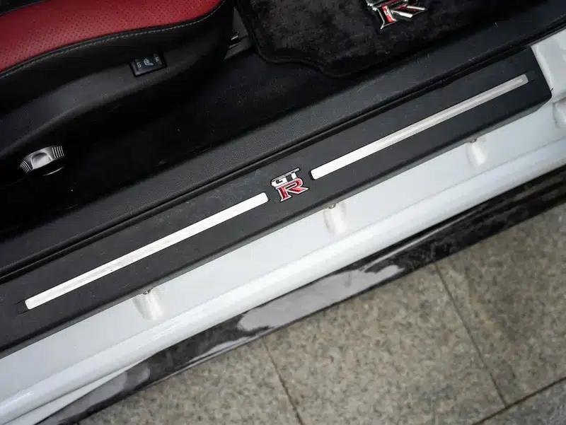 2012 Nissan GT-R 3.8T Premium Edition — миниатюра 9