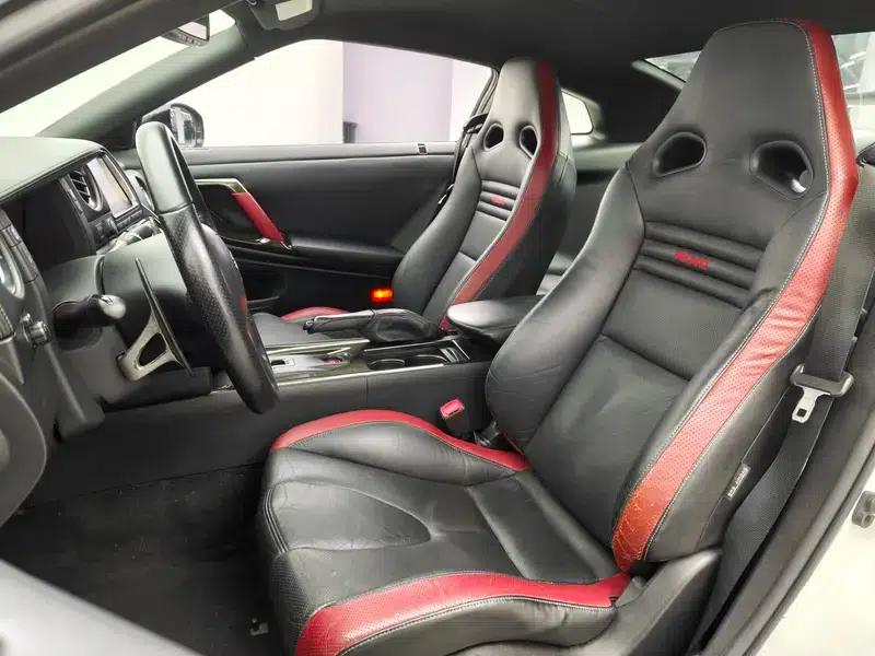 2012 Nissan GT-R 3.8T Premium Edition — миниатюра 13