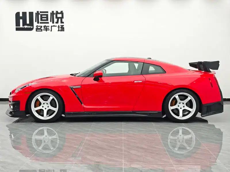2012 Nissan GT-R 3.8T Premium Edition — миниатюра 3