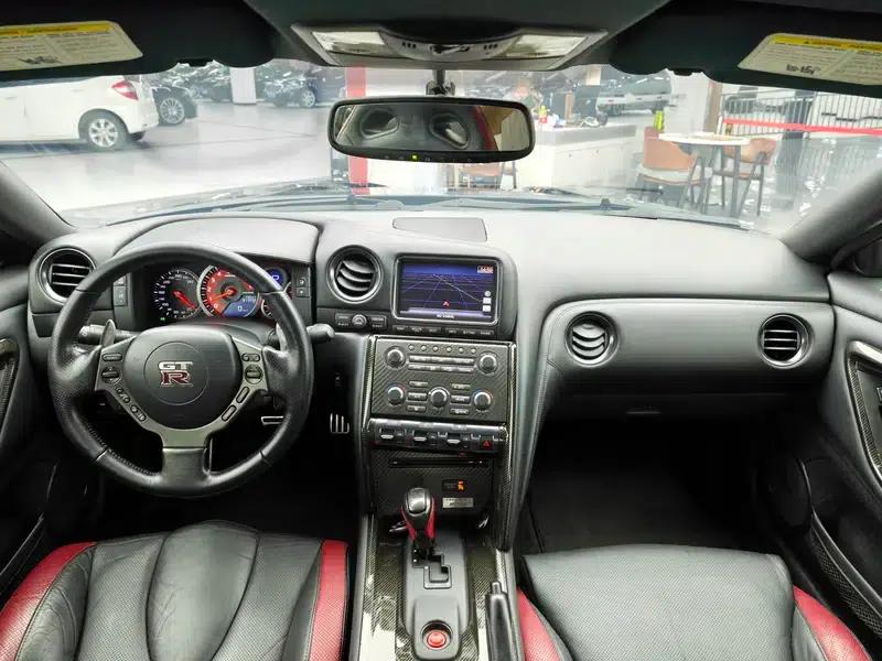 2012 Nissan GT-R 3.8T Premium Edition — миниатюра 7