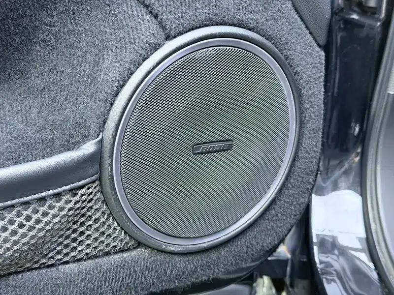 2014 Nissan GT-R 3.8T Premium Edition with black interior — миниатюра 7