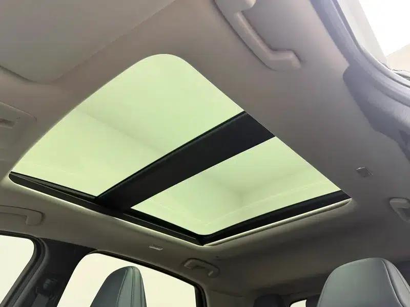 ARIYA 2022 High-Performance 4WD Top-of-the-Line Edition — миниатюра 19
