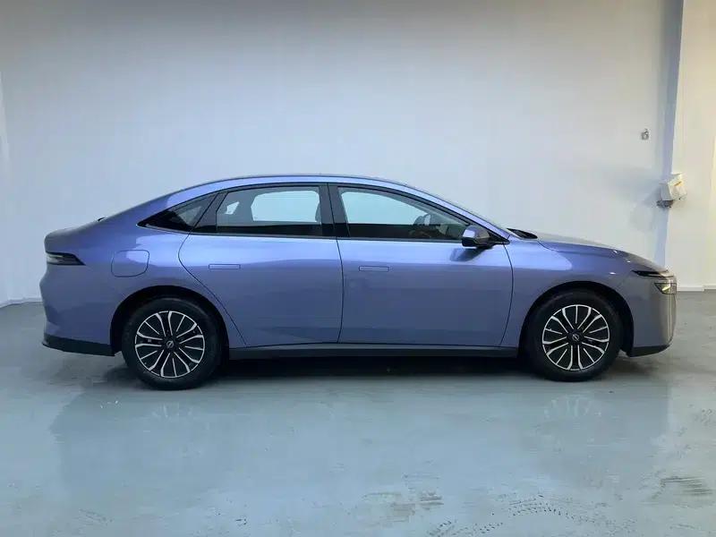 Nissan N6 2026 180 Max — миниатюра 8