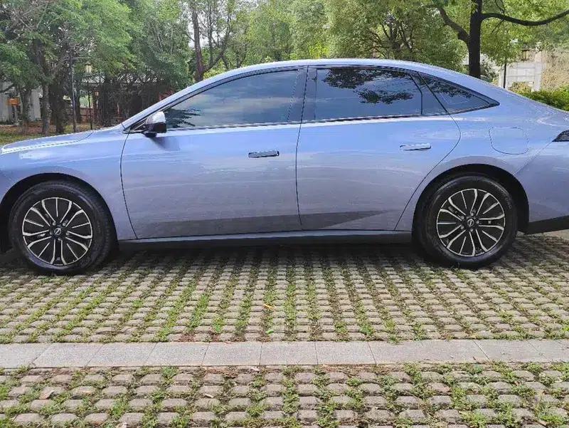 Nissan N6 2026 180 Max — миниатюра 8