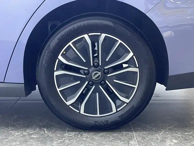 Nissan N6 2026 180 Max — миниатюра 9