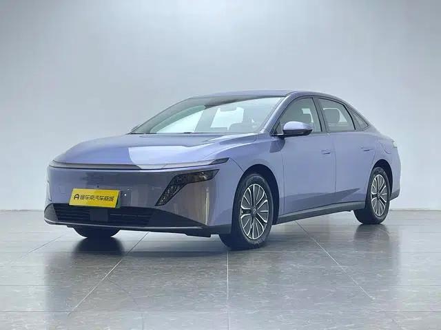 Nissan N6 2026 180 Max