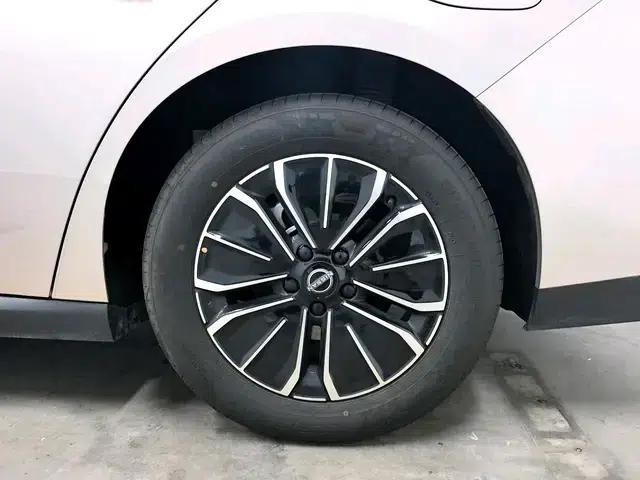 Nissan N6 2026 180 Max — миниатюра 9