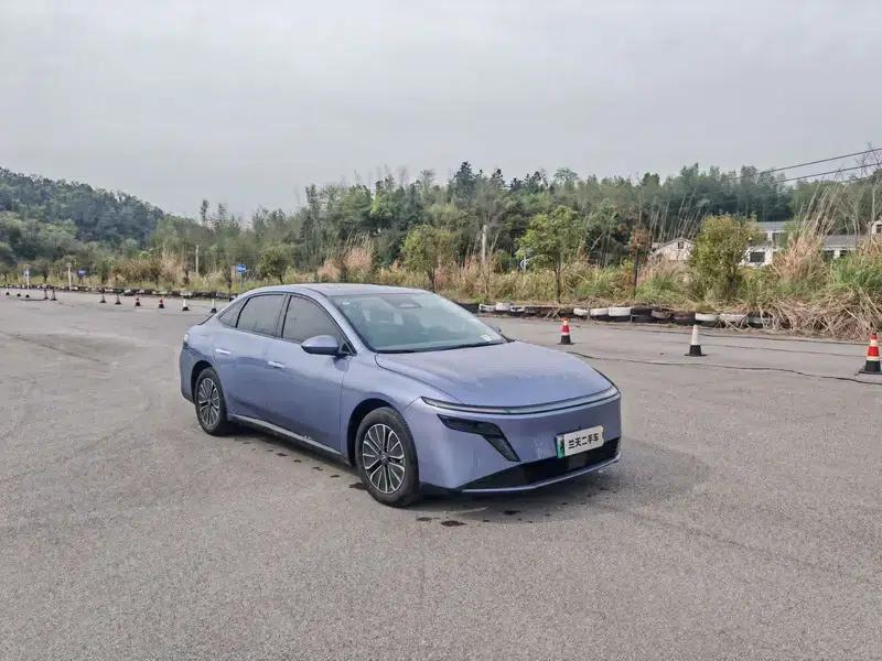 Nissan N6 2026 180 Max — миниатюра 3