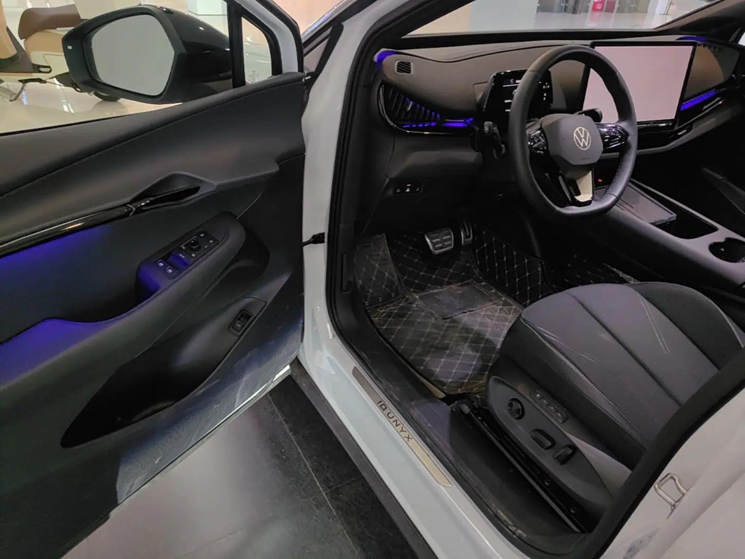 Volkswagen ID.UNYX 2025 Pure Model — миниатюра 23