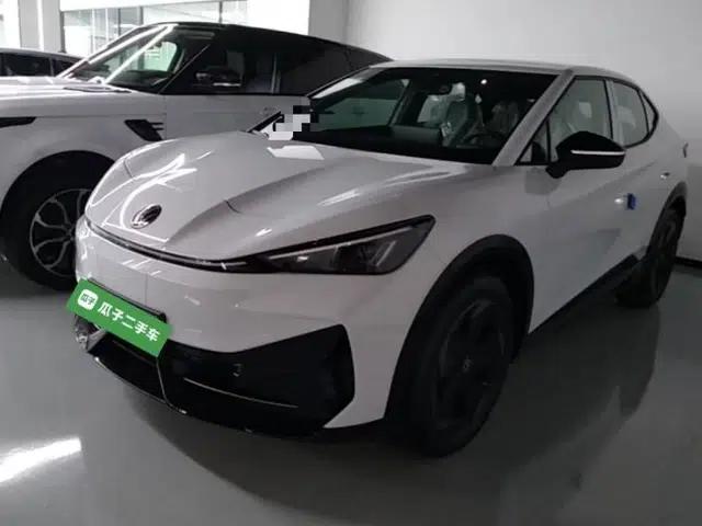 Volkswagen ID.UNYX 2025 Pure Model