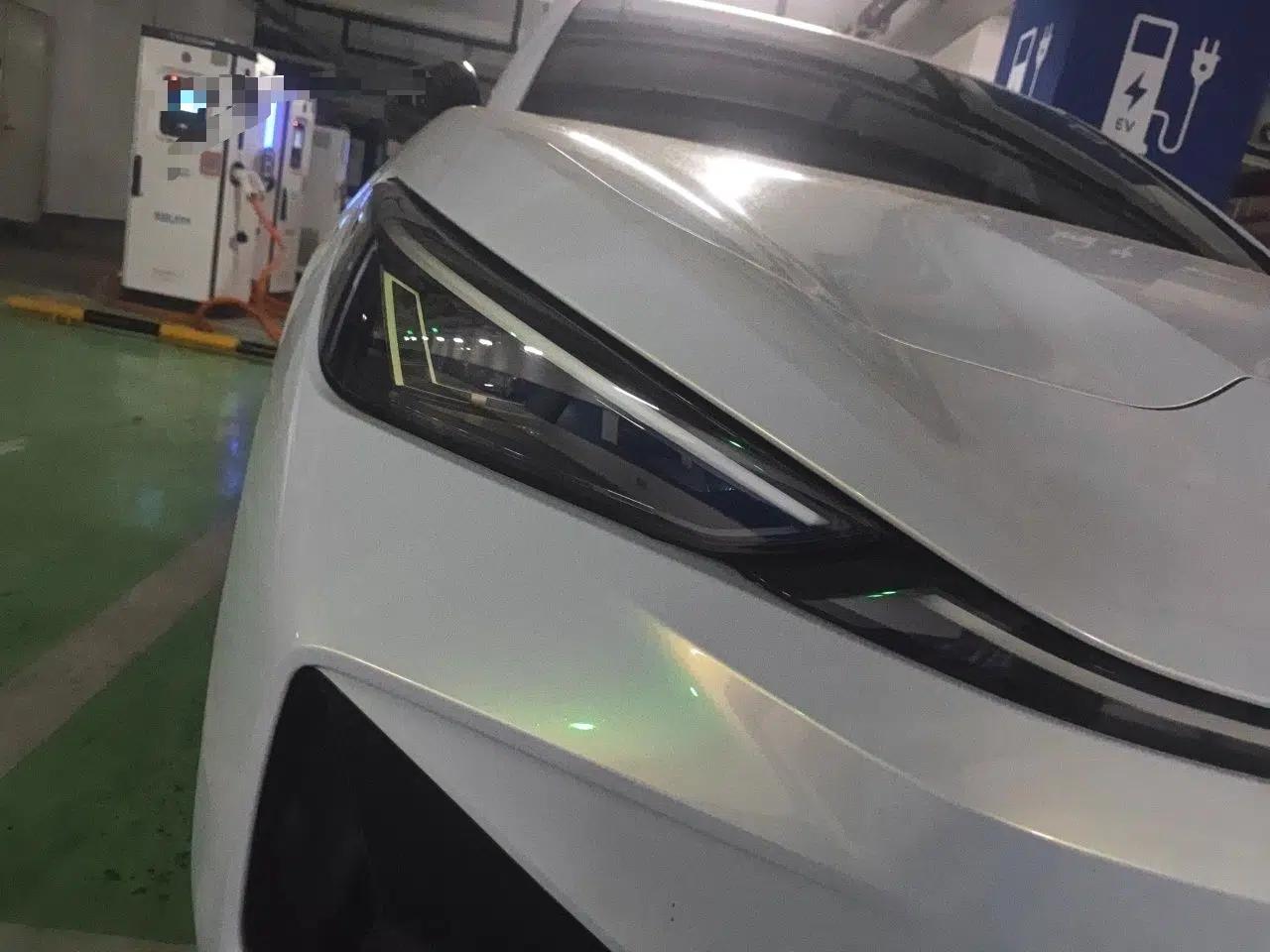 Volkswagen ID.UNYX 2024 Revised Pro Long-Range Version — миниатюра 7