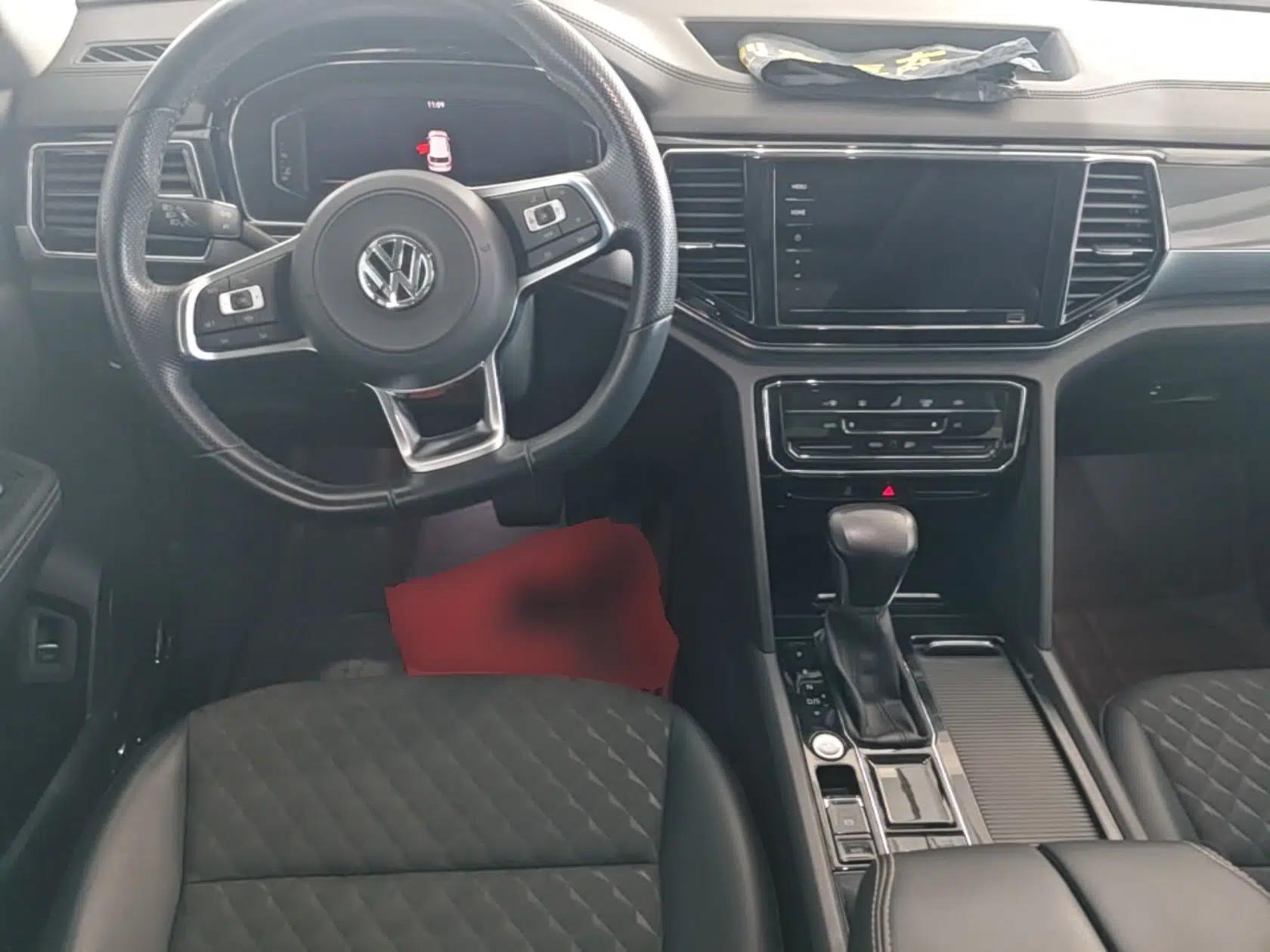 Volkswagen Teramont X 2020 Facelifted 330TSI Two-Wheel-Drive Luxury Edition — миниатюра 12