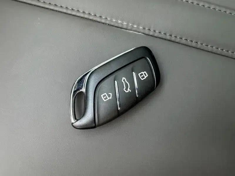 Roewe D6 2025 450km Premium Edition — миниатюра 11