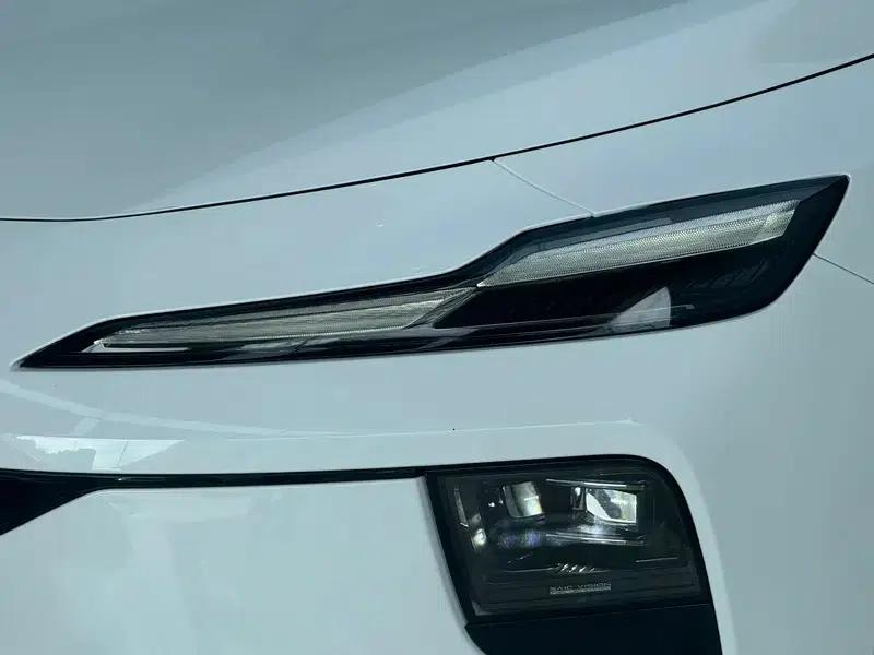 Roewe D6 2025 450km Premium Edition — миниатюра 12