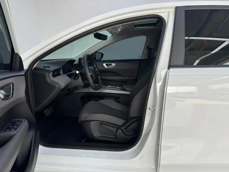 Roewe D6 2025 450km Premium Edition — миниатюра 17