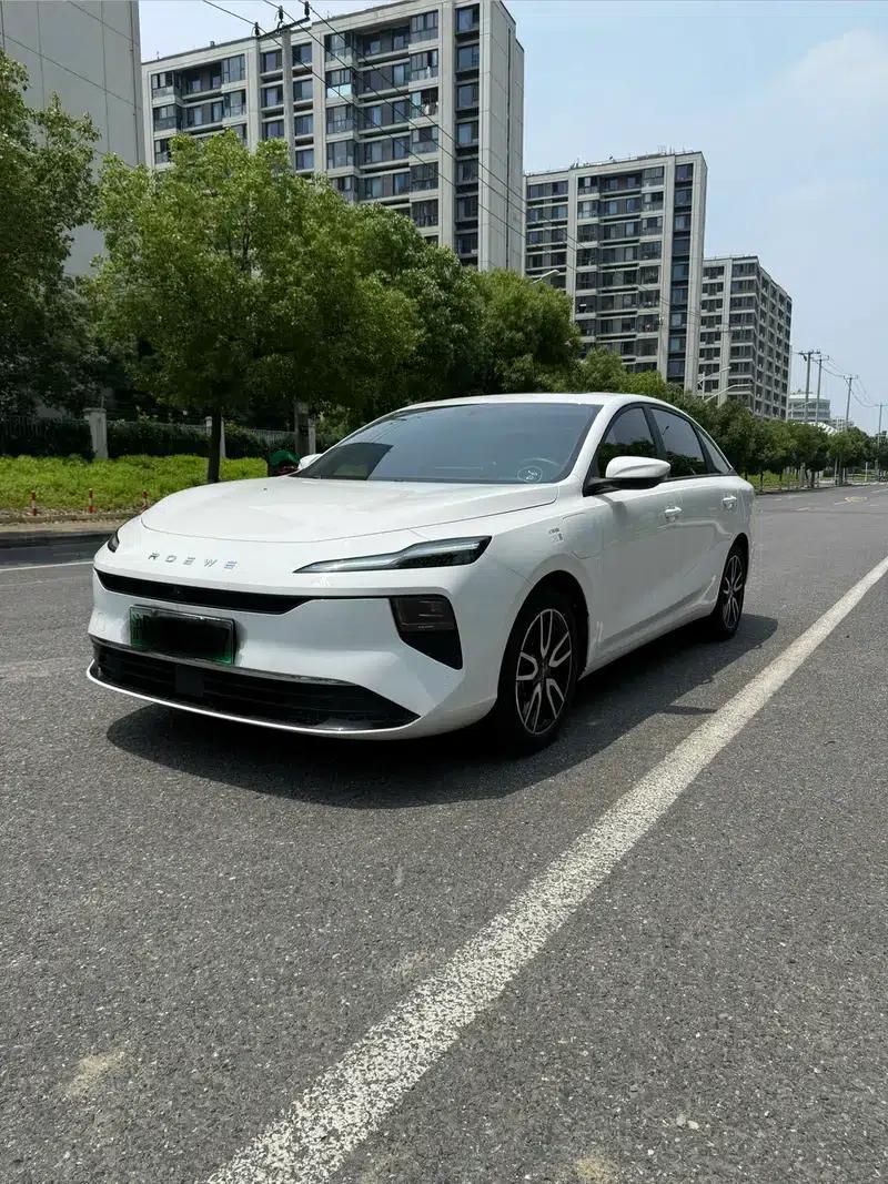Roewe D6 2025 520km Comfort Edition — миниатюра 1