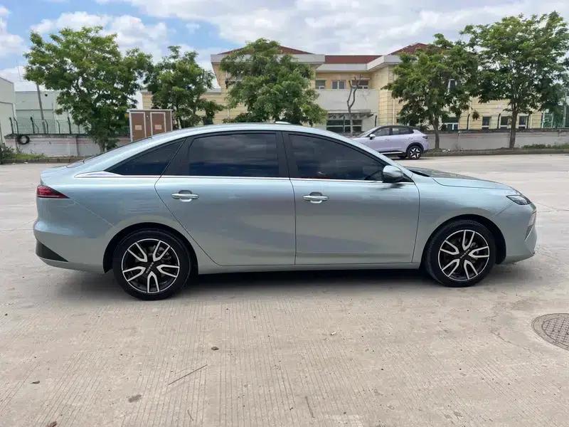 Roewe D6 2025 520km Smart Edition — миниатюра 7