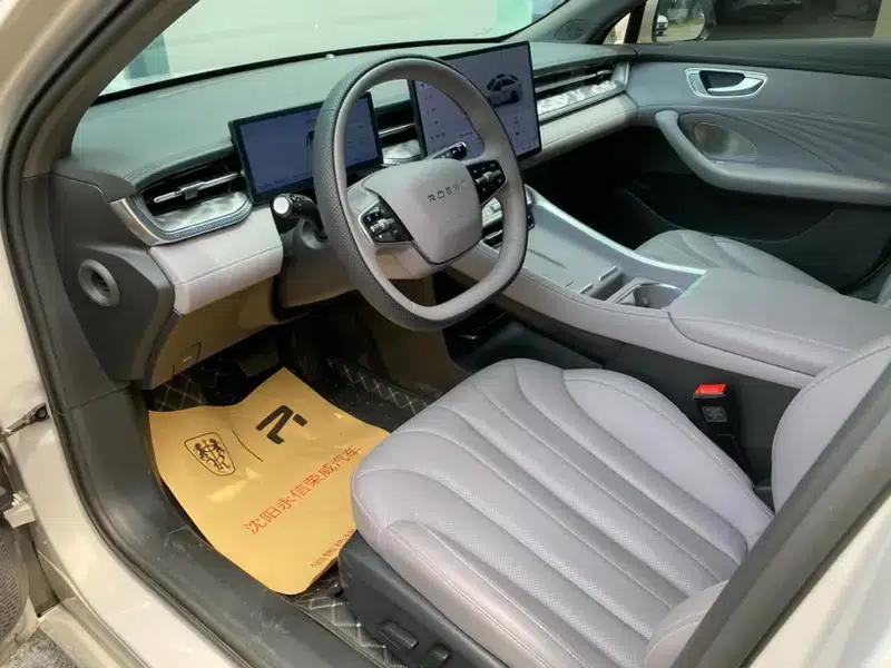 Roewe M7 DMH 2025 160km Premium Edition — миниатюра 13