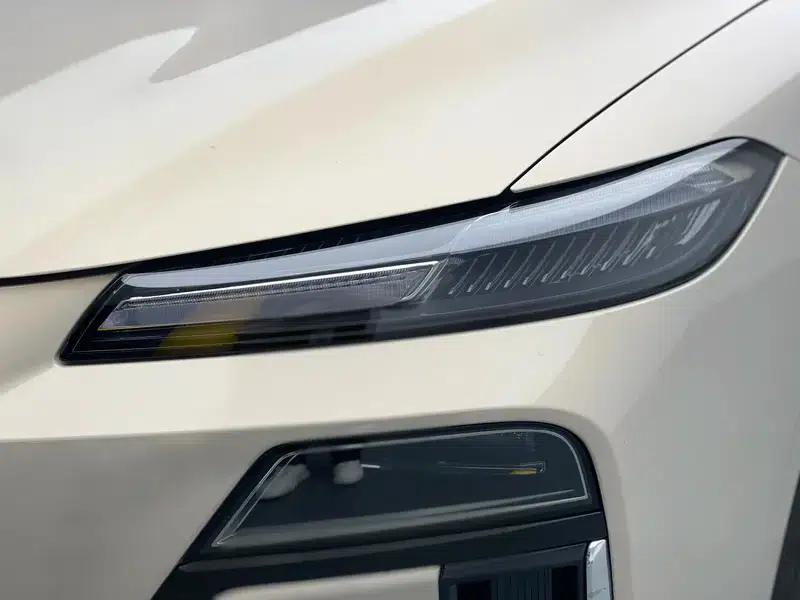 Roewe M7 DMH 2025 160km Enjoy Edition — миниатюра 12