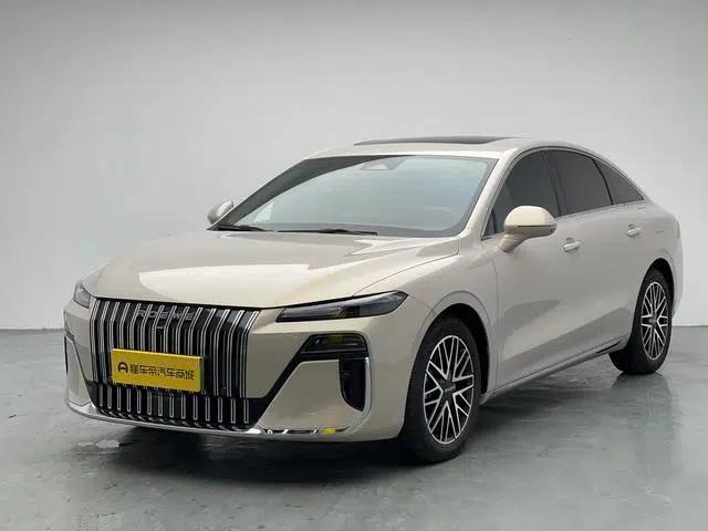 Roewe M7 DMH 2025 160km Enjoy Edition