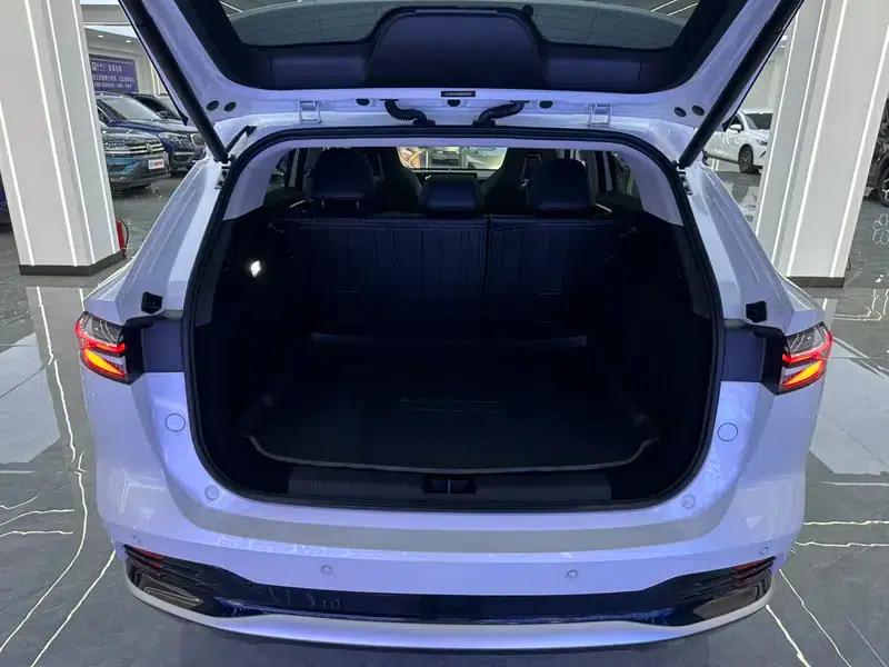 Roewe D5X DMH 2024 135 Flagship Edition — миниатюра 24