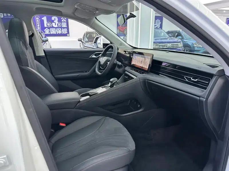 Roewe D5X DMH 2024 135 Flagship Edition — миниатюра 25