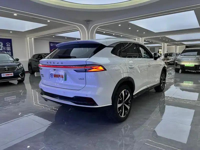 Roewe D5X DMH 2024 135 Flagship Edition — миниатюра 6