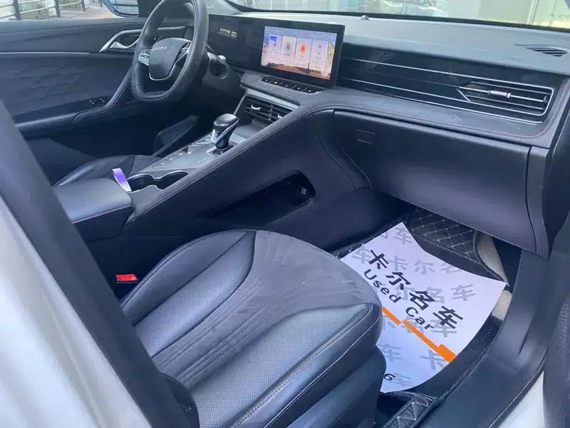 Roewe D5X DMH 2024 Model 135 Tech Edition — миниатюра 7