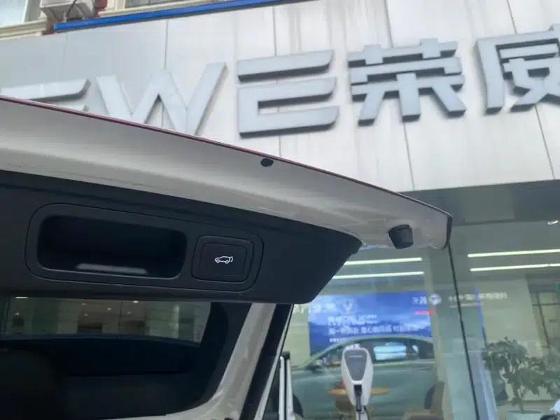 Roewe D5X DMH 2024 Model 135 Tech Edition — миниатюра 9