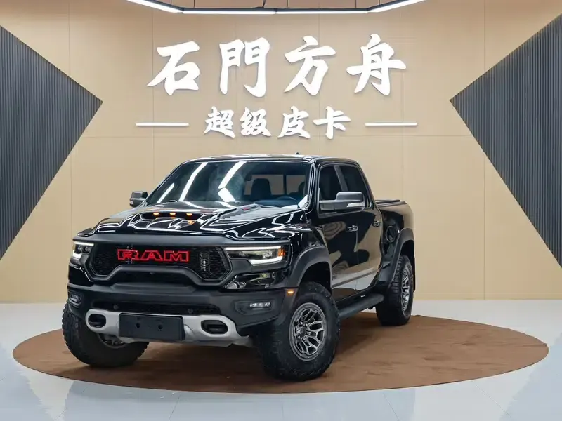 RAM Trucks 2022 6.2T Automatic 4WD 5-Seater Parallel Import — миниатюра 1