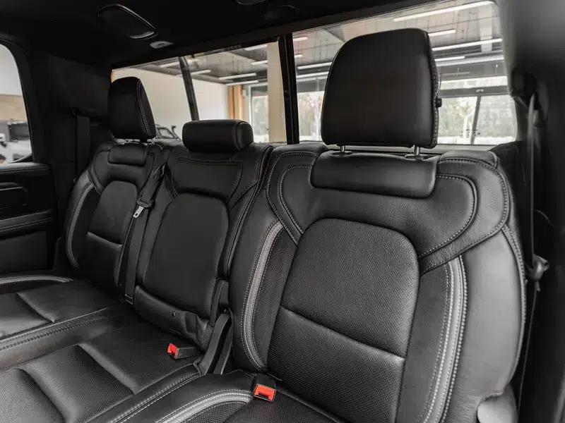 RAM Trucks 2022 6.2T Automatic 4WD 5-Seater Parallel Import — миниатюра 14