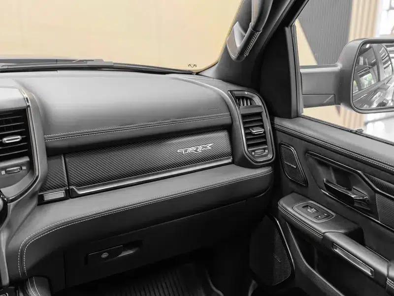 RAM Trucks 2022 6.2T Automatic 4WD 5-Seater Parallel Import — миниатюра 6