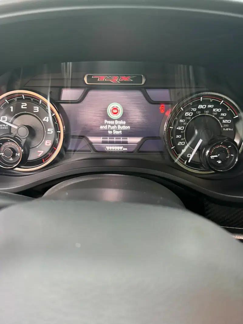 RAM Trucks 2022 6.2T Automatic 4WD 5-Seater Parallel Import — миниатюра 7