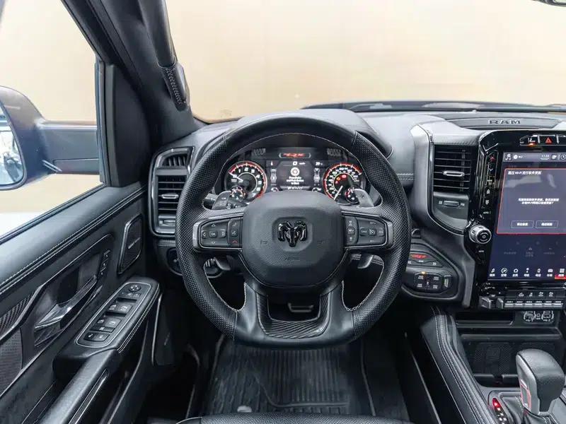 RAM Trucks 2022 6.2T Automatic 4WD 5-Seater Parallel Import — миниатюра 9