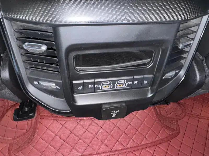 RAM Trucks 2023 6.2T Automatic 4WD 4-Seater Parallel Import — миниатюра 8