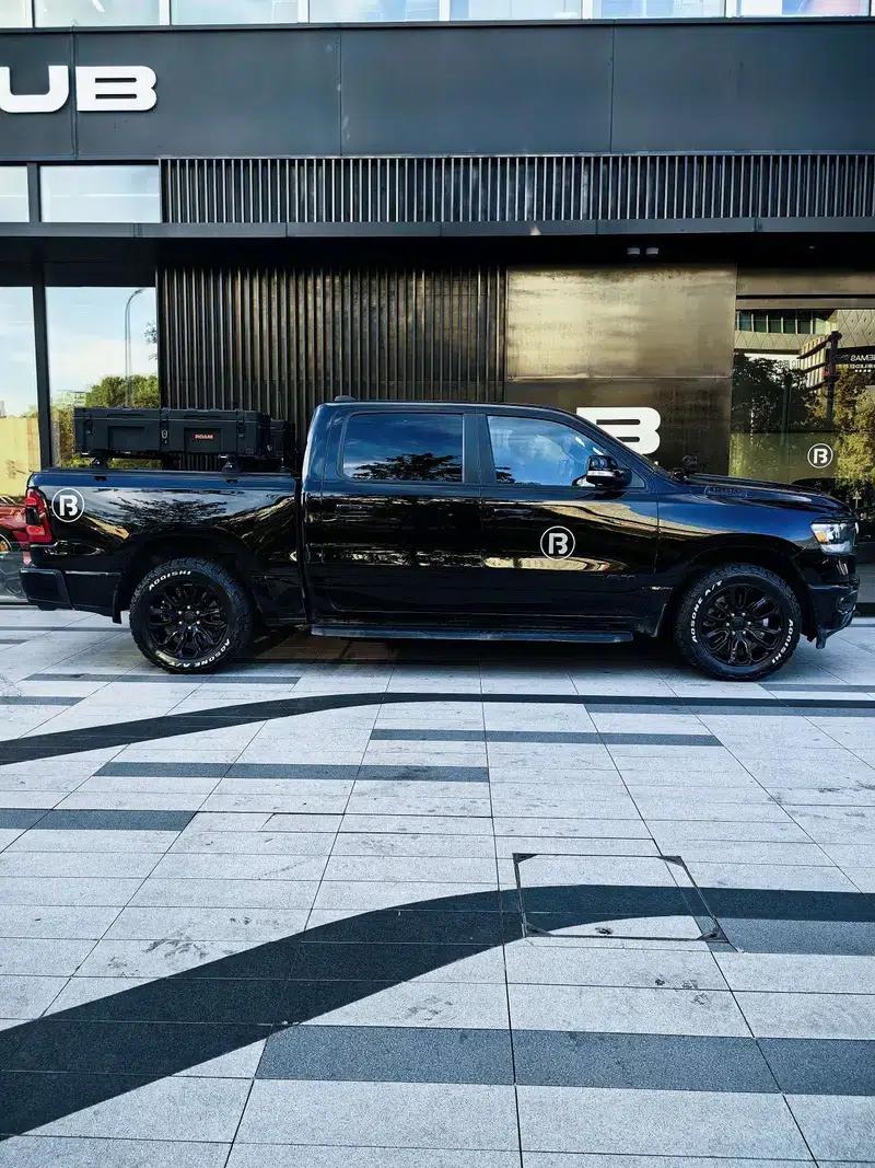 RAM Trucks 2019 5.7L Automatic 4WD 5-Seater Parallel Import — миниатюра 3