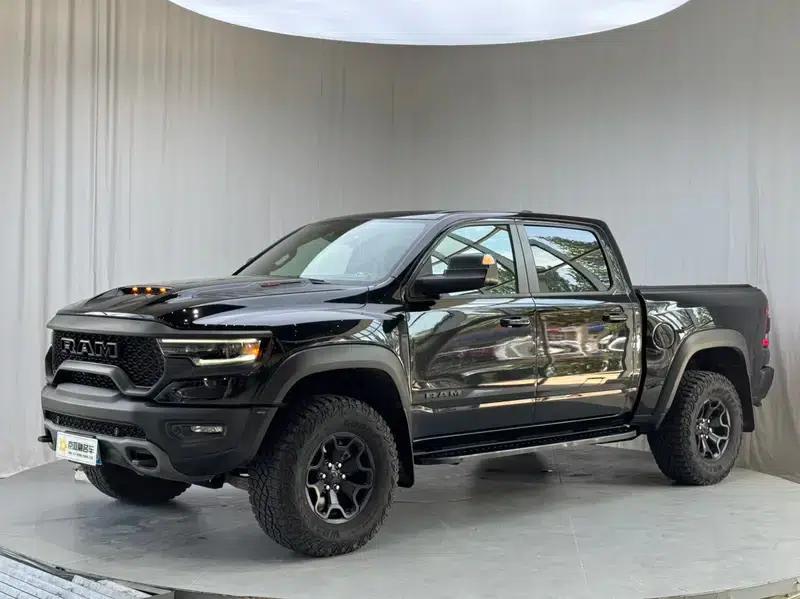 RAM Trucks 2023 6.2T Automatic 4WD 5-Seater Parallel Import — миниатюра 1