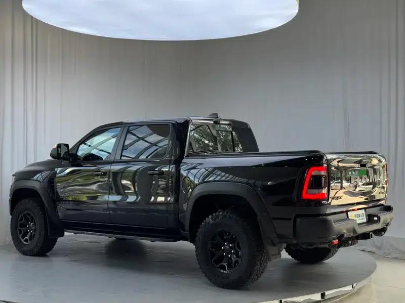 RAM Trucks 2023 6.2T Automatic 4WD 5-Seater Parallel Import — миниатюра 4