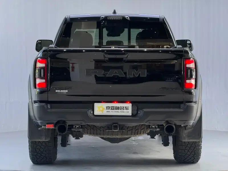 RAM Trucks 2023 6.2T Automatic 4WD 5-Seater Parallel Import — миниатюра 5