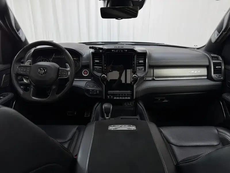 RAM Trucks 2023 6.2T Automatic 4WD 5-Seater Parallel Import — миниатюра 10