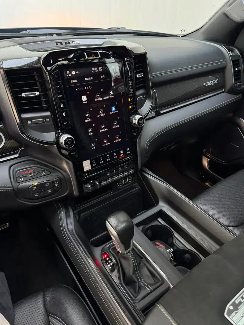 RAM Trucks 2023 6.2T Automatic 4WD 4-Seater Parallel Import — миниатюра 12