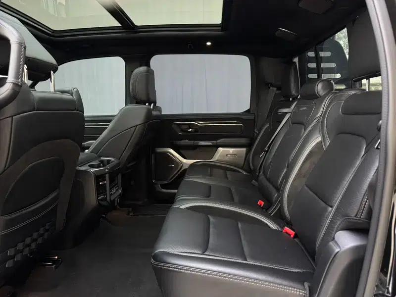 RAM Trucks 2023 6.2T Automatic 4WD 4-Seater Parallel Import — миниатюра 15