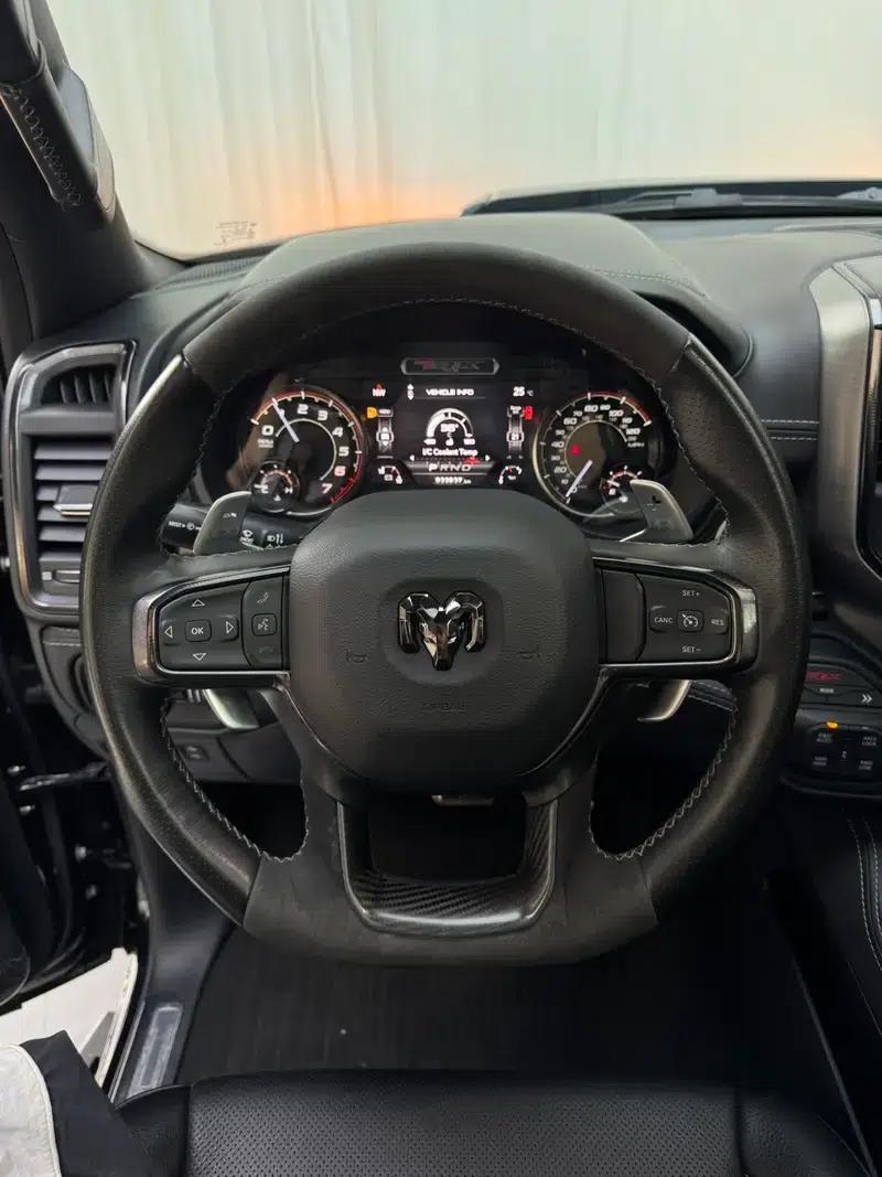 RAM Trucks 2023 6.2T Automatic 4WD 4-Seater Parallel Import — миниатюра 8