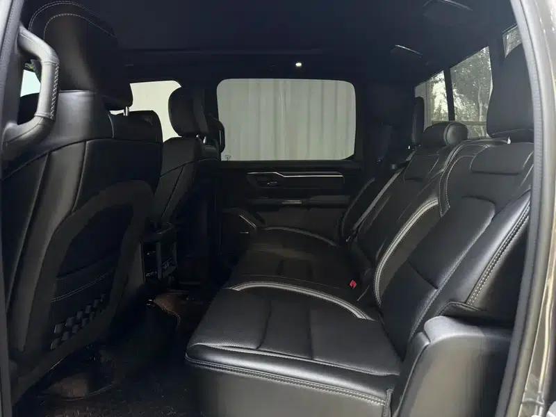 RAM Trucks 2023 6.2T Automatic 4WD 4-Seater Parallel Import — миниатюра 17
