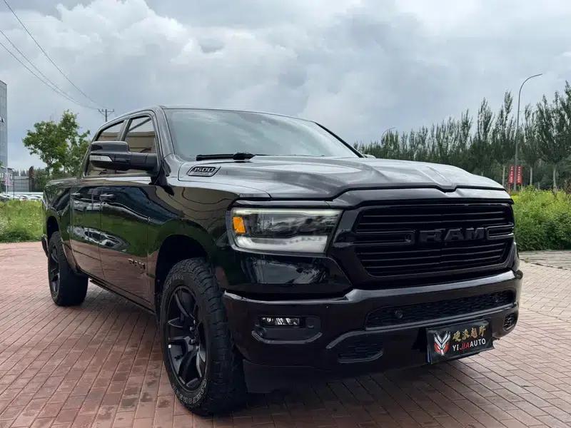 RAM Trucks 2022 5.7L Automatic 4WD 5-Seater Parallel Import — миниатюра 3